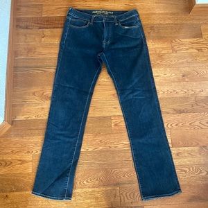 American eagle active flex jeans. Original straight. 32 x 34